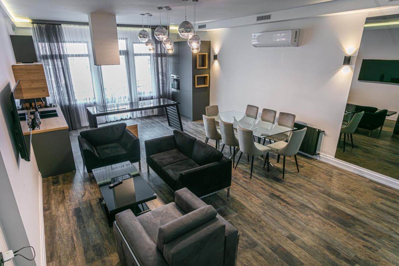 Luxe Apartment In Center Yerevan Exterior photo