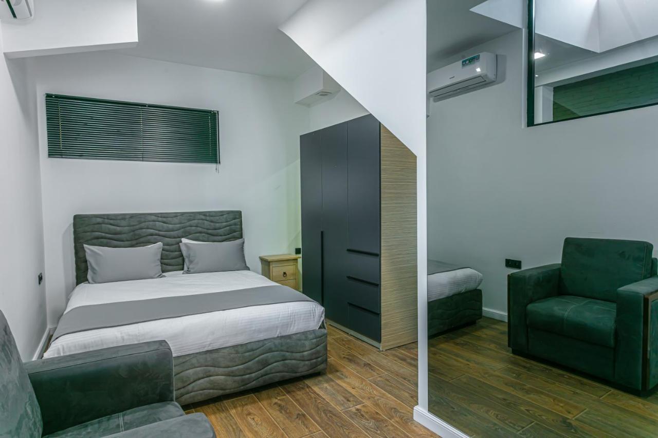 Luxe Apartment In Center Yerevan Exterior photo